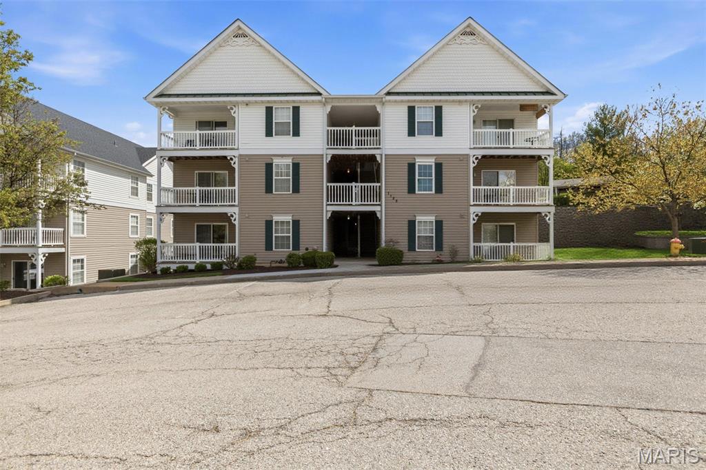 Arbor Creek Condo Five - Residential