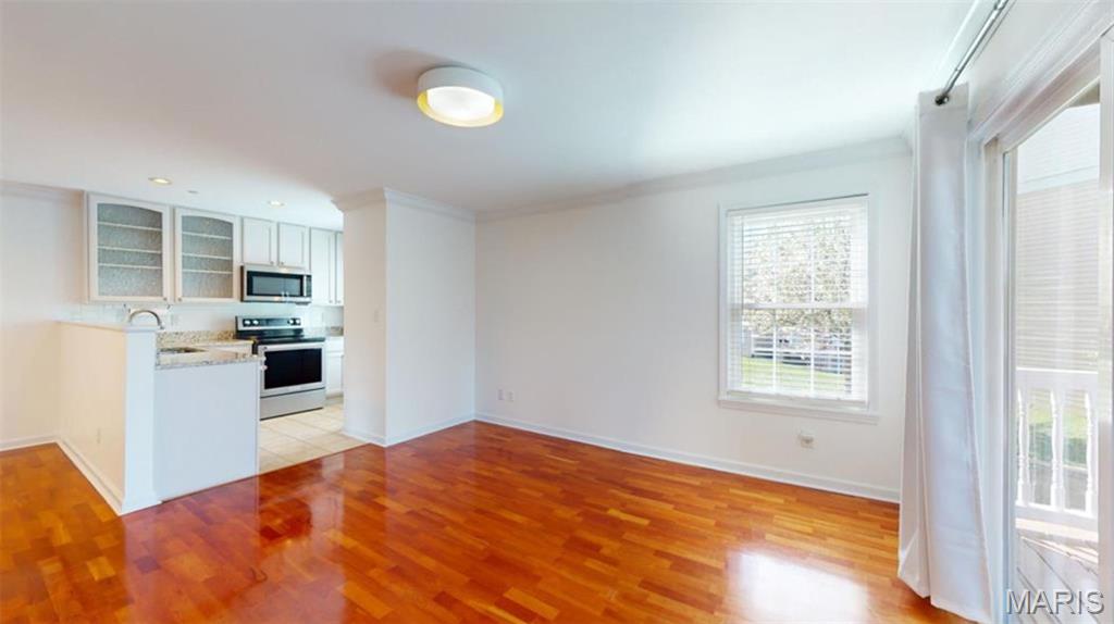 Arbor Creek Condo Five - Residential