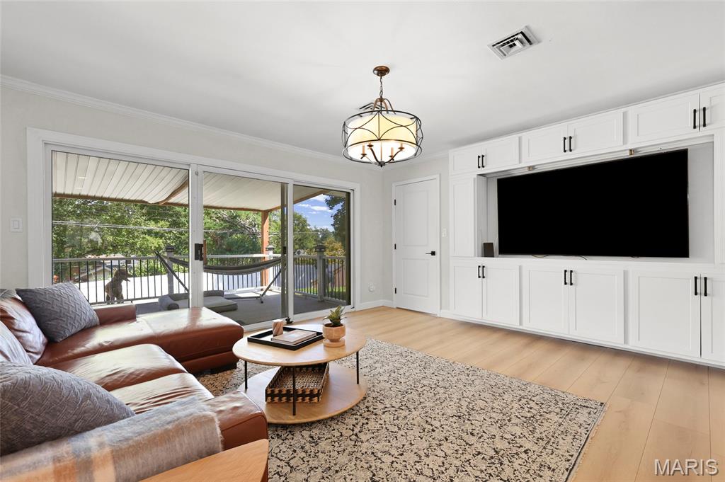 Chatelaine 3 - Residential