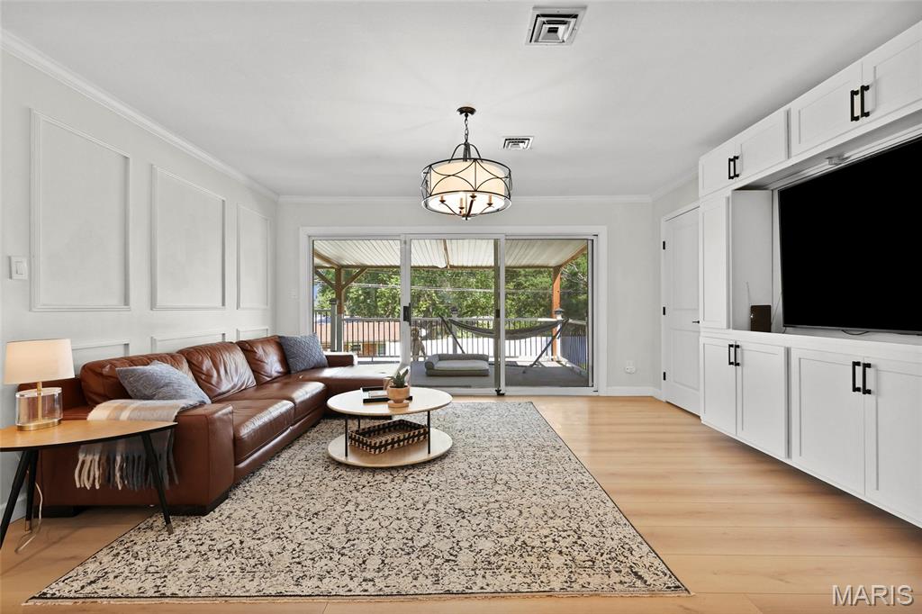 Chatelaine 3 - Residential