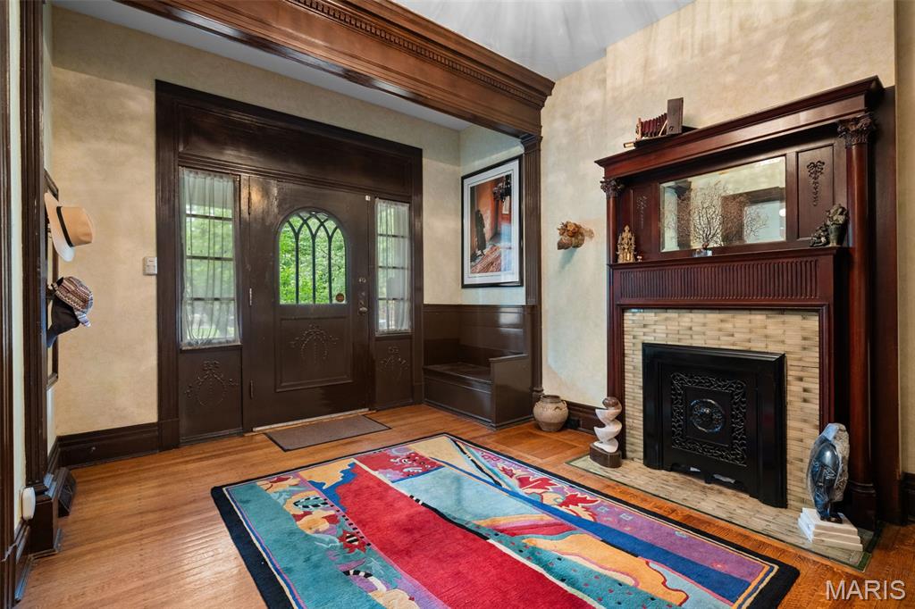 Laclede Place - Residential