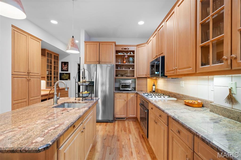 Laclede Place - Residential