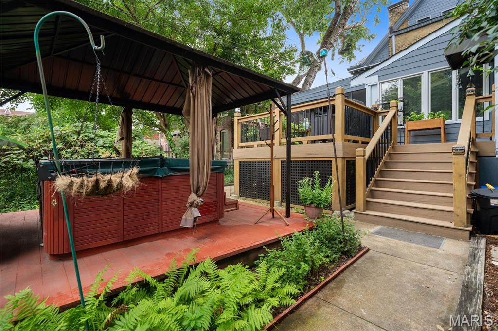 Laclede Place - Residential