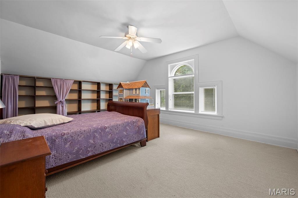 Laclede Place - Residential