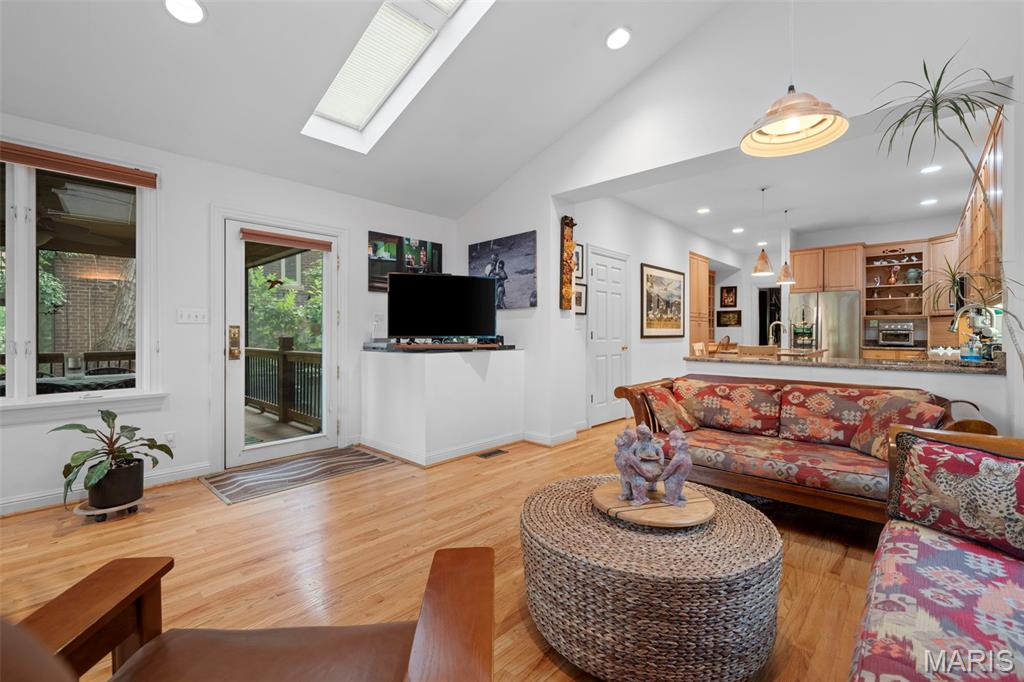 Laclede Place - Residential