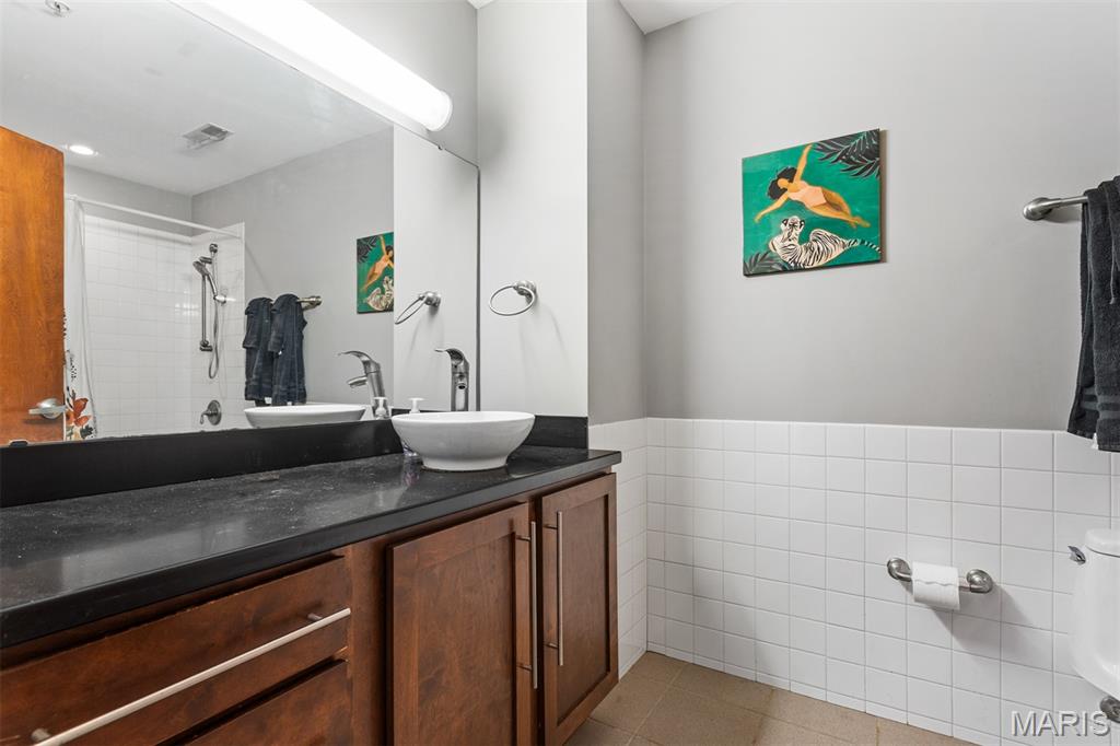 Eden Loft Condos - Residential