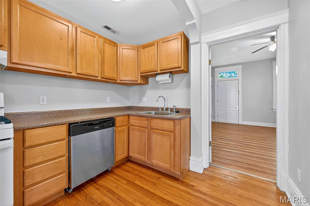 3537-3539 Giles Condos - Residential Income