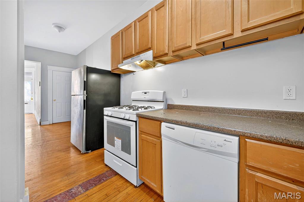 3537-3539 Giles Condos - Residential Income