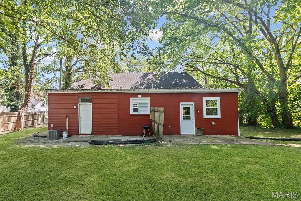 Abends South Belleville 1st Add - Residential Income