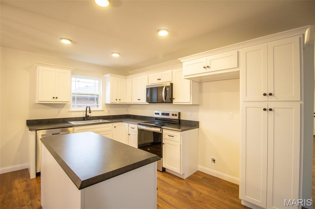Wilshire Manor - Residential