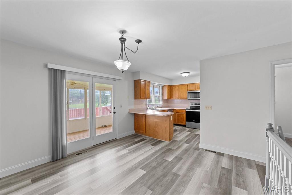 Brookwood Estate 01 - Residential Lease