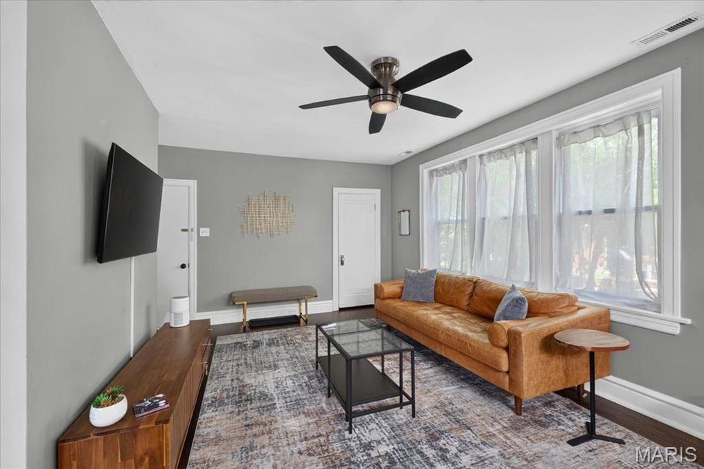 University Park - Residential Income
