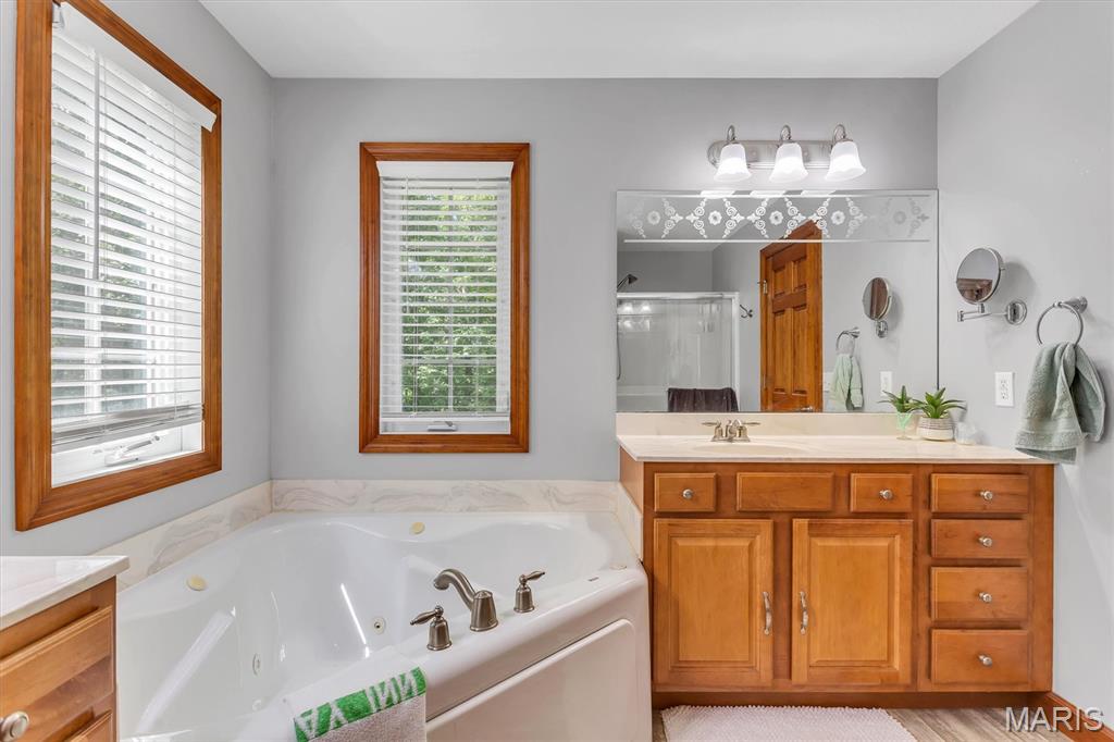 Royal Ridge - Residential