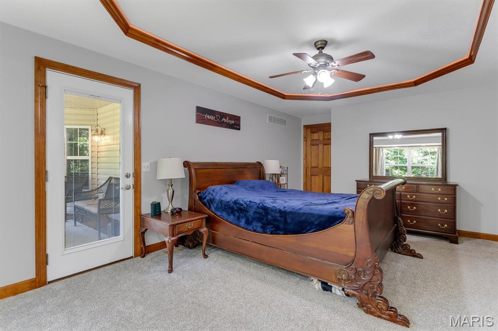 Royal Ridge - Residential