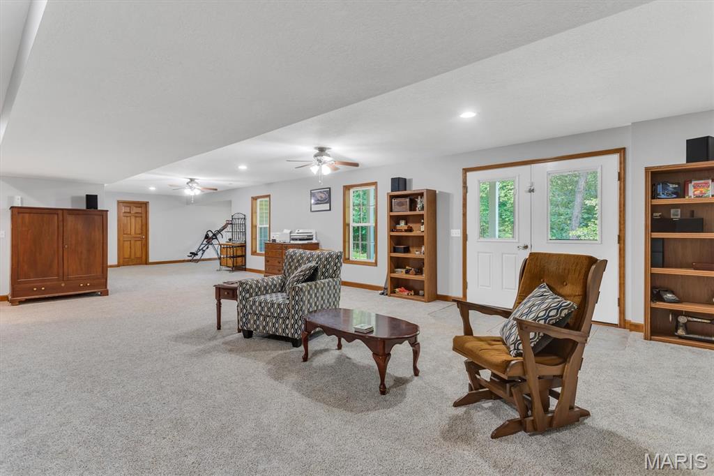 Royal Ridge - Residential