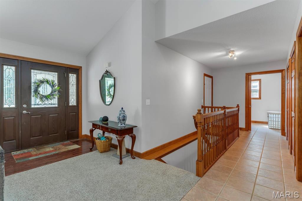 Royal Ridge - Residential