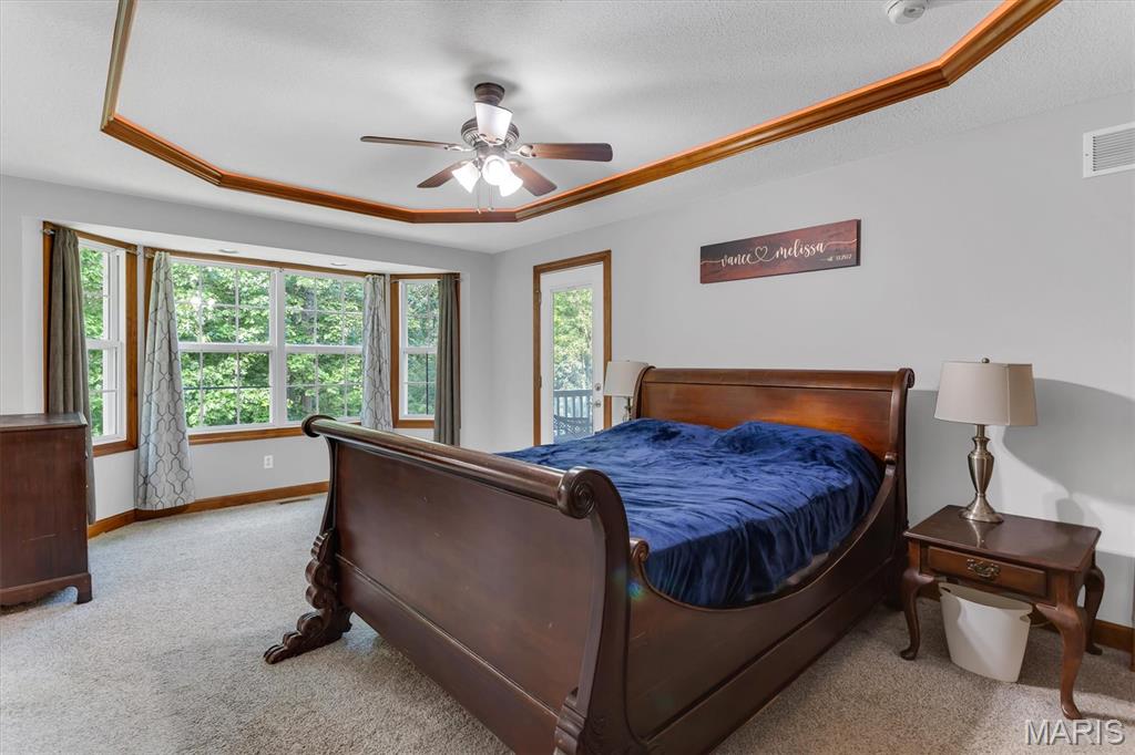 Royal Ridge - Residential