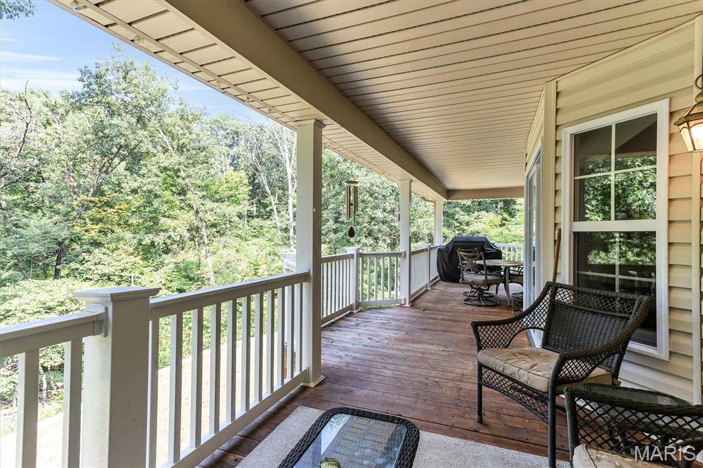 Royal Ridge - Residential