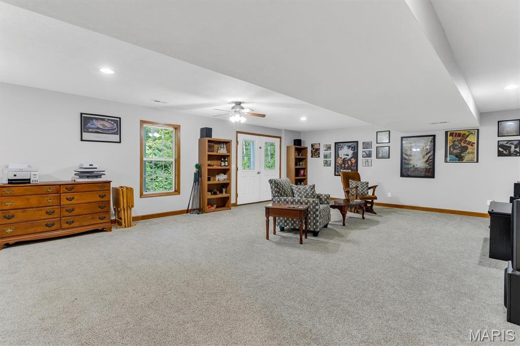 Royal Ridge - Residential