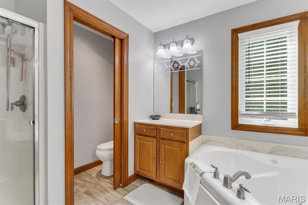 Royal Ridge - Residential