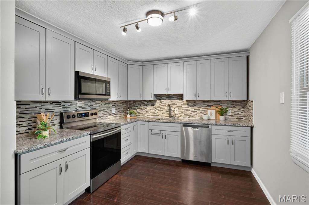 Tesson Terrace Lt 12 & Ridge Forest - Residential