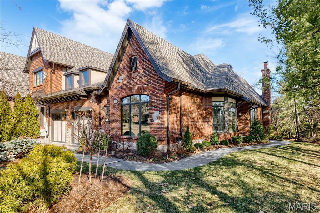 August Hill On Conway One - Residential