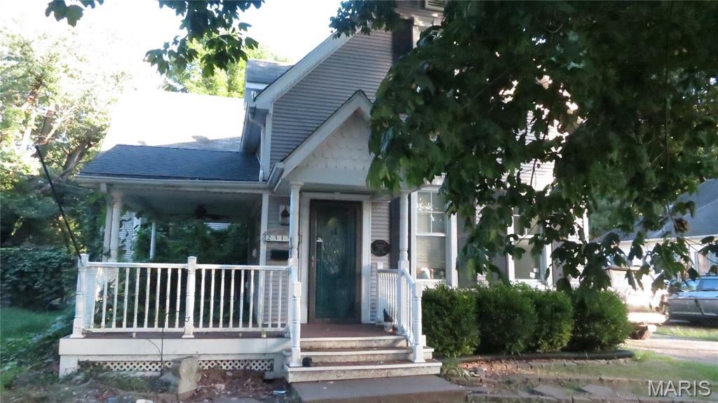 Historic Kauffold House (?) is back in black! This 3/4-completed masterpiece is a must-see for anyone with a vision. Lots of square footage waiting for you to add your own personal finishing touches. The rooms are large with high ceilings, and many have original hardwood floors in decent shape. The main floor features a primary bedroom and bathroom, laundry, kitchen, formal dining, office, powder room, and living room. Second floor: 2 true bedrooms, 3 pass-through rooms to be what you want, 1 full bath and 1/2 bath.  
The original home is probably older than tax records reflect, evidenced by the solid stone foundation. At some point in time, a large addition was constructed with a poured concrete foundation and high-ceilinged basement. It's nice and appears dry and of quality workmanship. The windows, most plumbing, and electrical service are modern. Huge 1.5+/- lot mostly fenced, with a two car detached garage, right in the heart of Pie Town. This is going to be someone's jewel. Not a drive by.