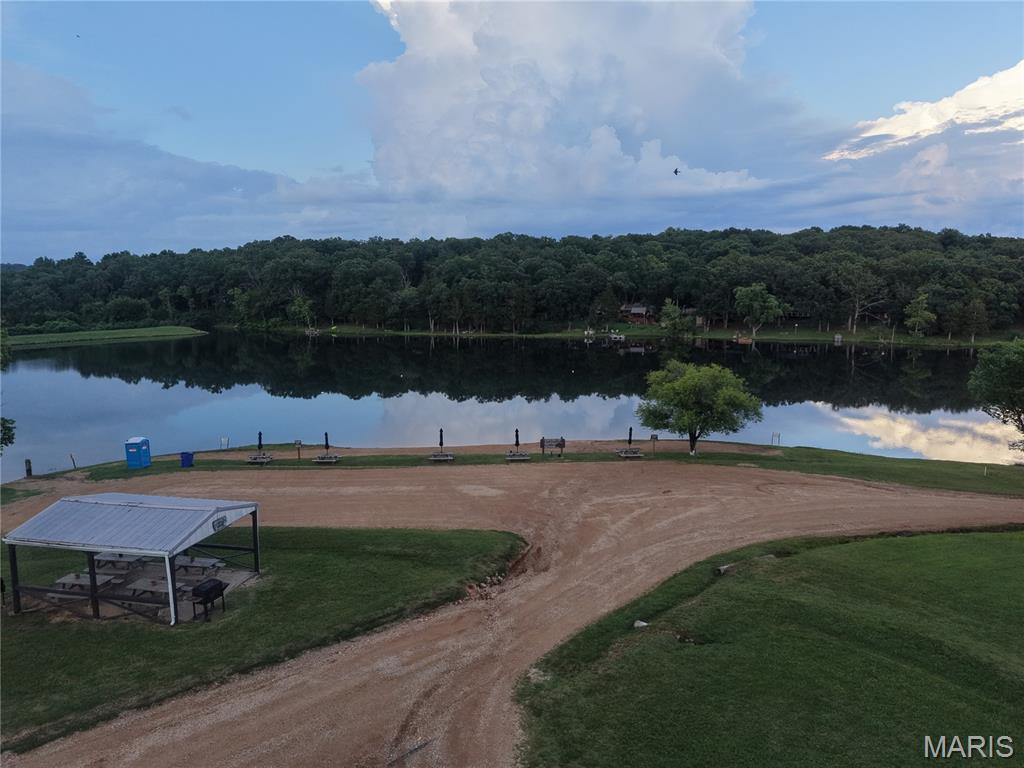 Lonedell Lakes - Land