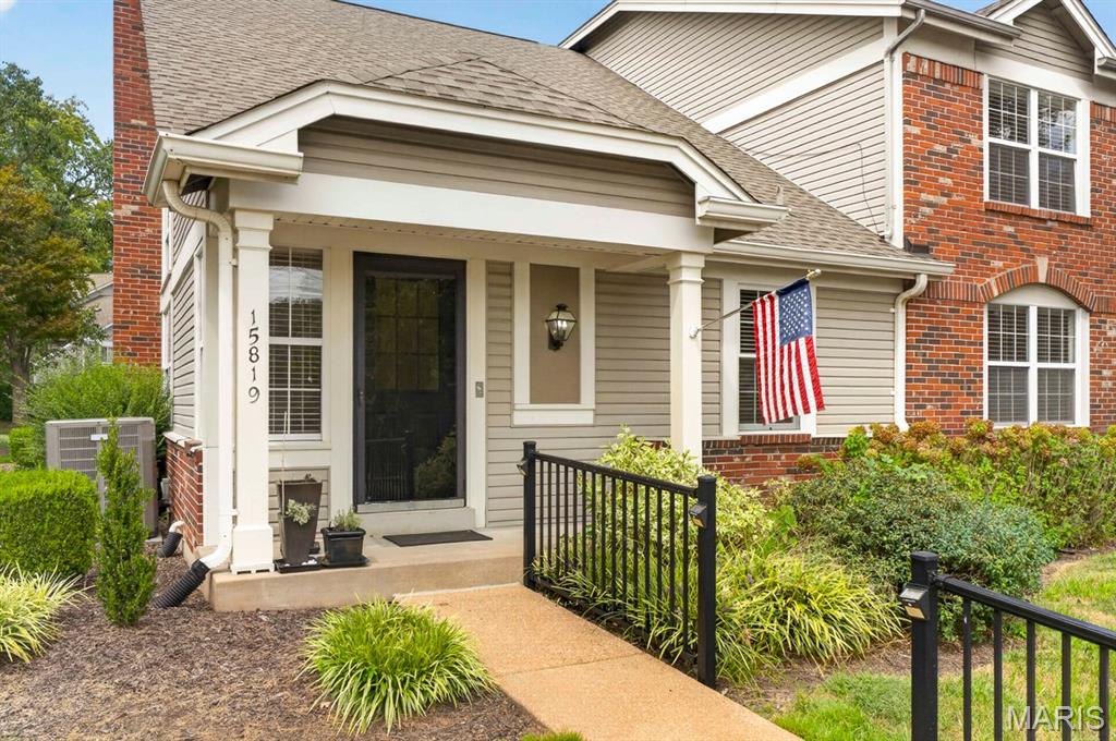 Welcome to this beautifully updated 3 bedroom, 3 bathroom home located in the prestigious Villages at Baxter Ridge, offering an inviting blend of comfort, style, and easy living. The open floor plan is highlighted by soaring vaulted ceilings and a gas fireplace, creating an impressive yet welcoming main living space. The main floor features a den/office right off the foyer, a desirable primary suite, main floor laundry, and an updated kitchen with Corian countertops, custom cabinetry, updated lighting, and the convenience of instant hot water at the sink. The primary suite offers a spacious walk-in closet thoughtfully designed by St. Louis Closet, while all three bathrooms have been tastefully updated. Upstairs, a charming loft with a skylight provides a bright and versatile additional living space perfect for a home office, reading area, or cozy retreat. The second floor also includes the third bedroom and a full bathroom with dual access from both the loft and bedroom, offering flexibility and convenience for residents and guests. Step outside the primary suite to enjoy the tranquil Japanese garden courtyard, a peaceful retreat perfect for morning coffee or relaxing at the end of the day. The courtyard can also be accessed through the dining room. A detached two car garage provides excellent parking and storage, while the unfinished basement offers abundant potential for additional living space, hobbies, storage, or a future finished area.
Residents enjoy an array of community amenities, including a swimming pool, clubhouse, tennis courts, and pickleball courts. With its thoughtful updates, main floor living, beautiful courtyard setting, and exceptional community amenities, this Chesterfield condo offers a wonderful opportunity to enjoy a low-maintenance lifestyle in a sought after location.