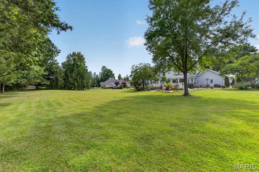 Est At Westchester Farm #3 - Residential