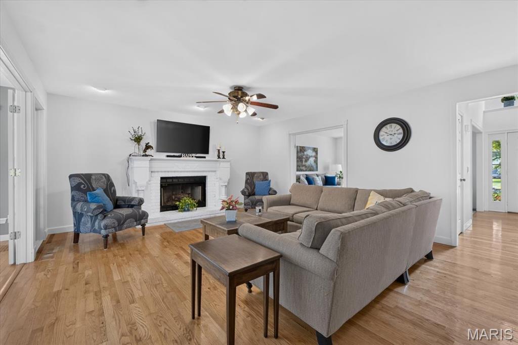 Est At Westchester Farm #3 - Residential