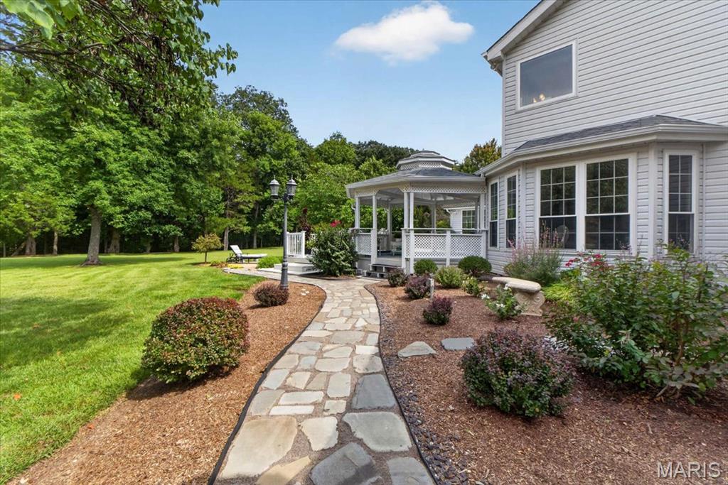 Est At Westchester Farm #3 - Residential