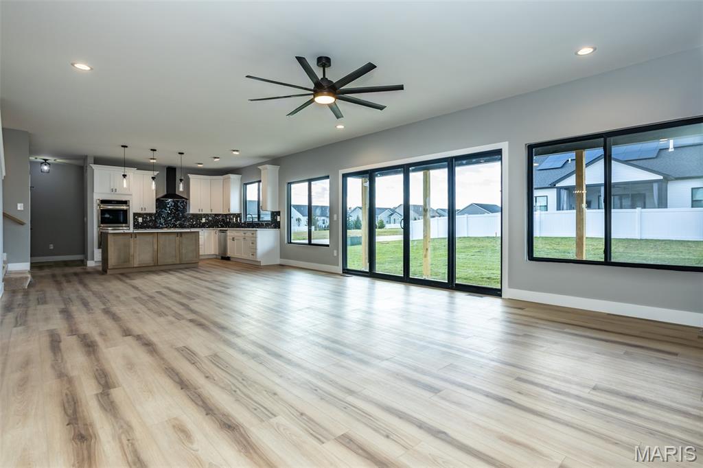 Savannah Crossing - Residential