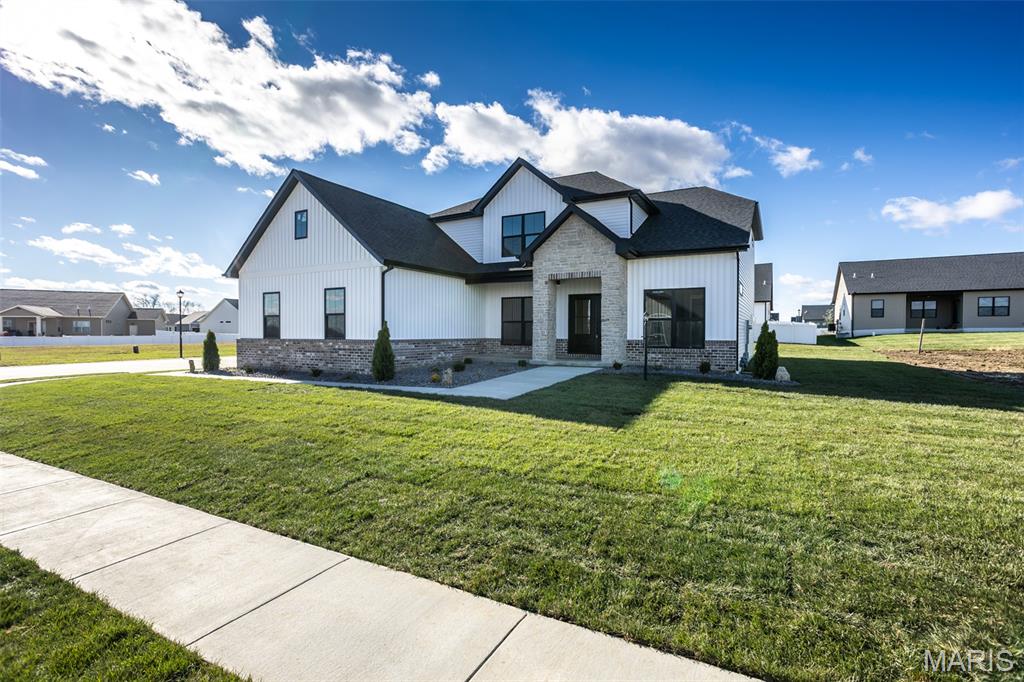 Savannah Crossing - Residential