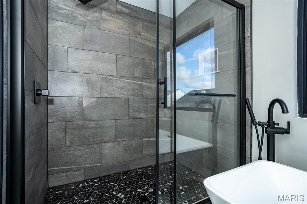 Savannah Crossing - Residential