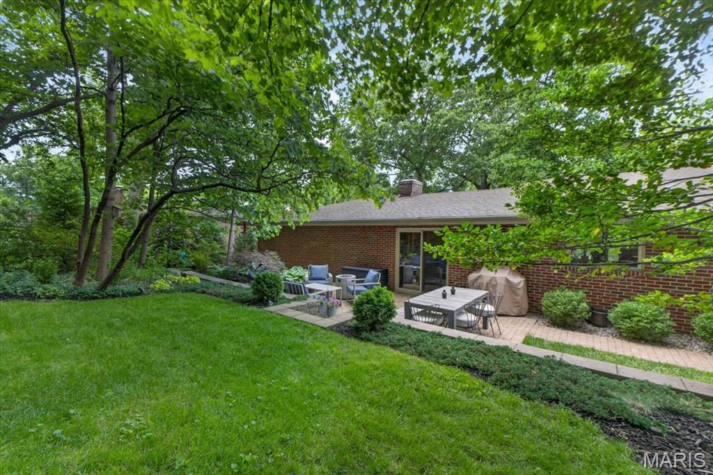 Fairway Manor - Residential