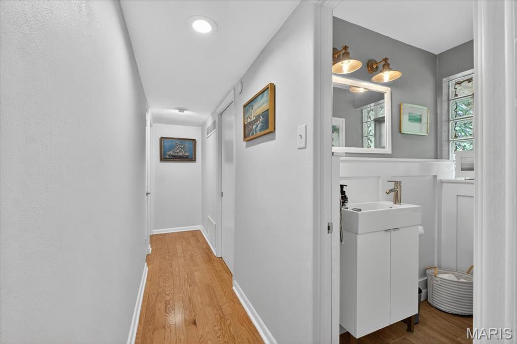Fairway Manor - Residential