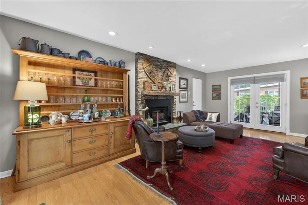Fairway Manor - Residential