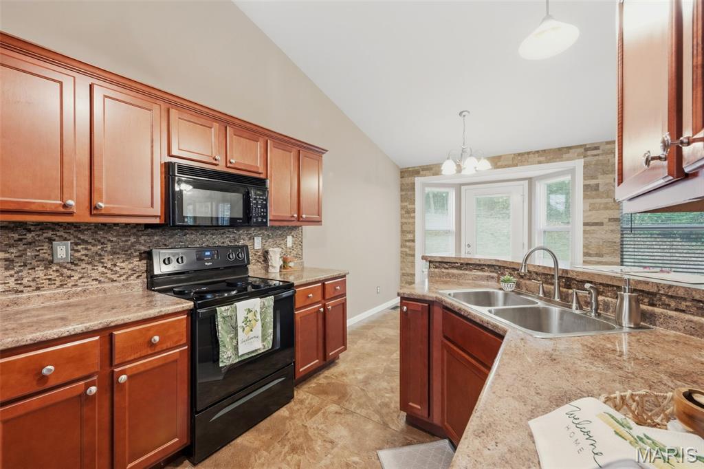 Eagles Bluff - Residential
