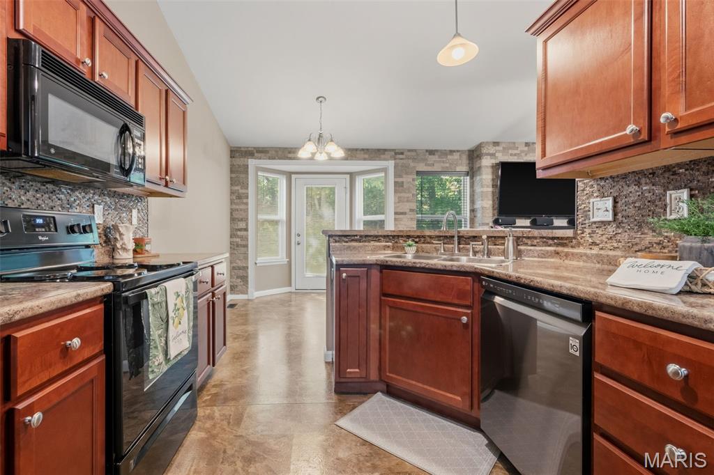 Eagles Bluff - Residential