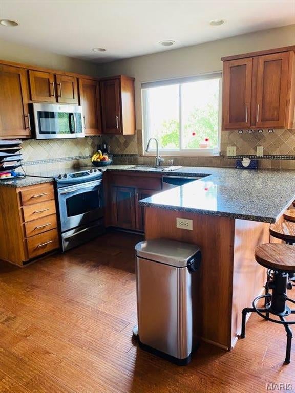 Huntleigh Estate #1 - Residential Lease