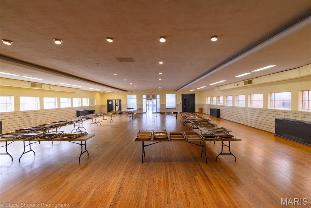 Central Add - Commercial Sale