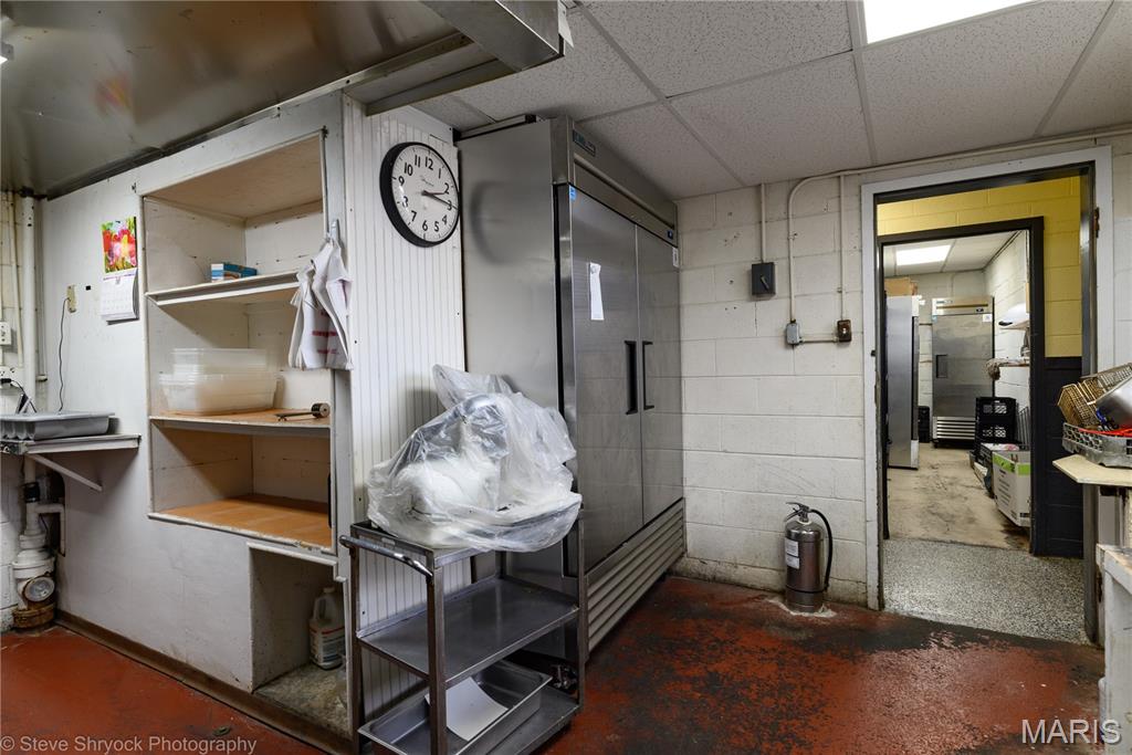Central Add - Commercial Sale