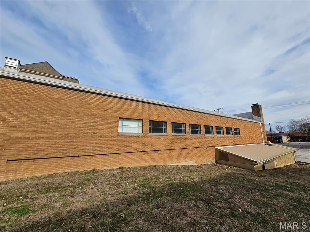 Central Add - Commercial Sale