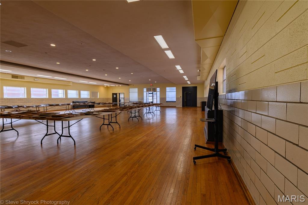 Central Add - Commercial Sale