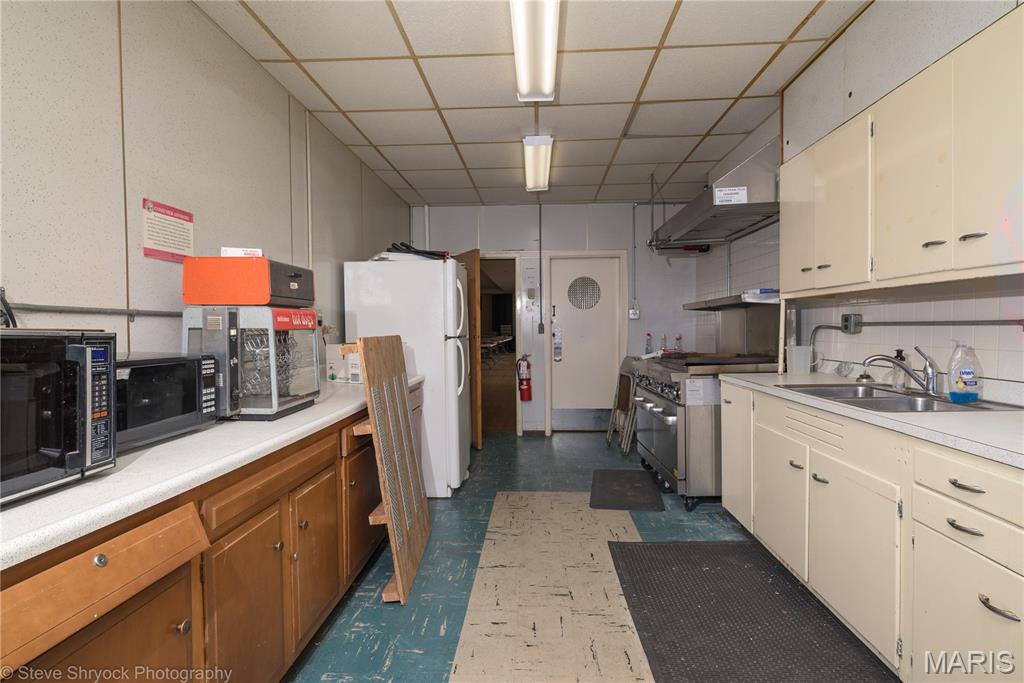 Central Add - Commercial Sale