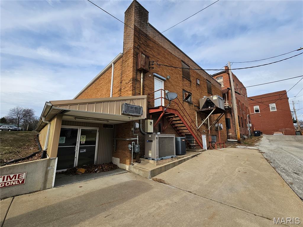 Central Add - Commercial Sale
