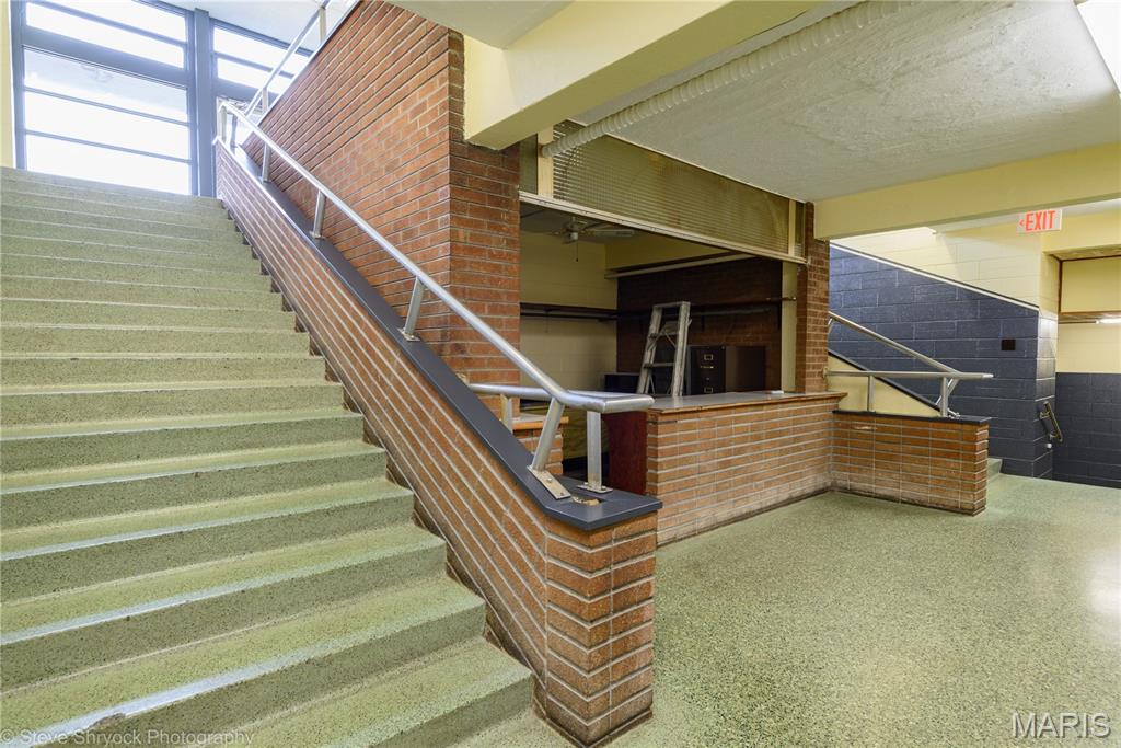 Central Add - Commercial Sale