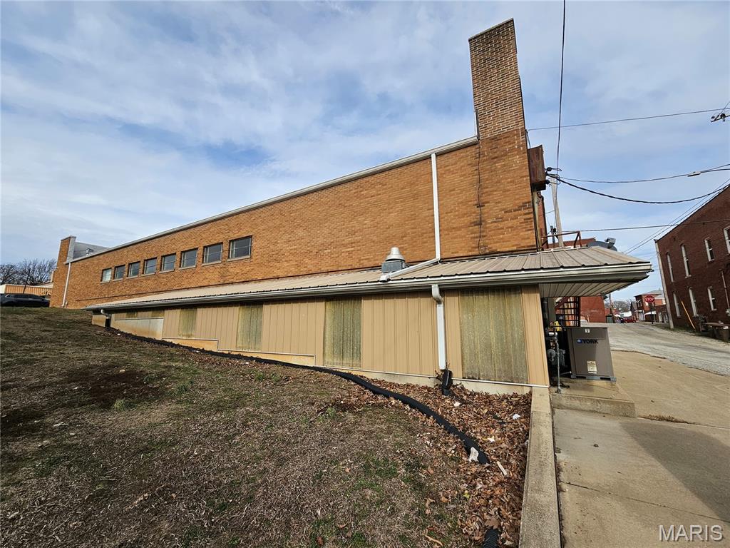 Central Add - Commercial Sale
