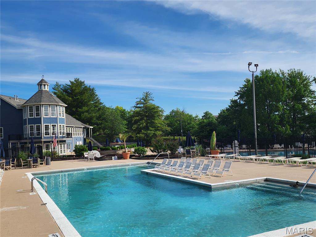 The Cove At Lake Chesterfield - Residential